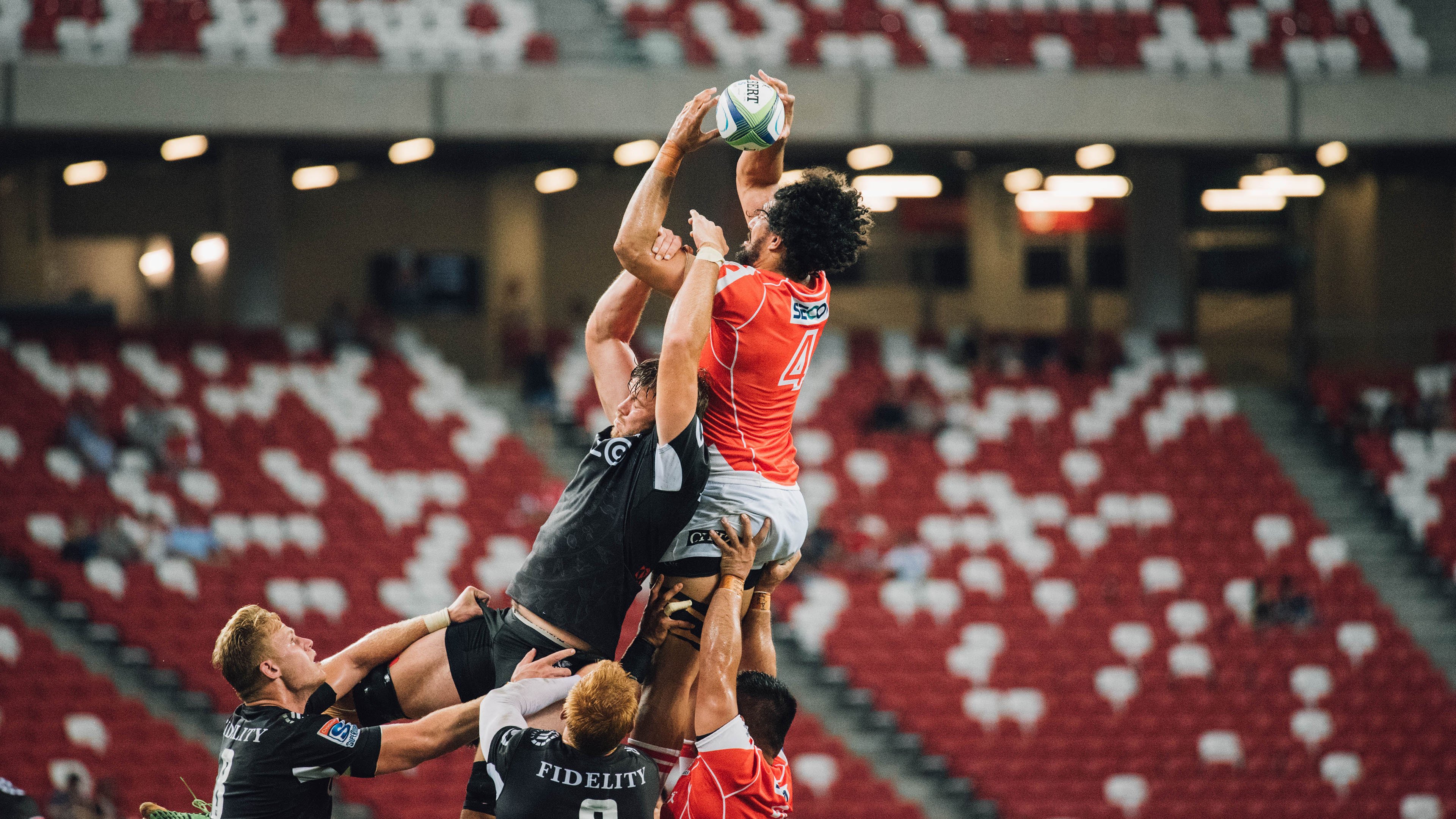 “短柄墙球：高新区全民健身馆，挑战传统，赛场不仅仅是力量的角逐”